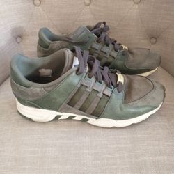 Adidas Men's Size 10 Olive. On Good Condition.🛑🛑 CHECK MY OFFERS ⭕⭕
