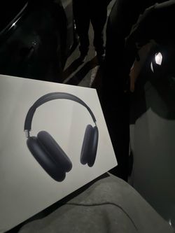 AirPod maxs