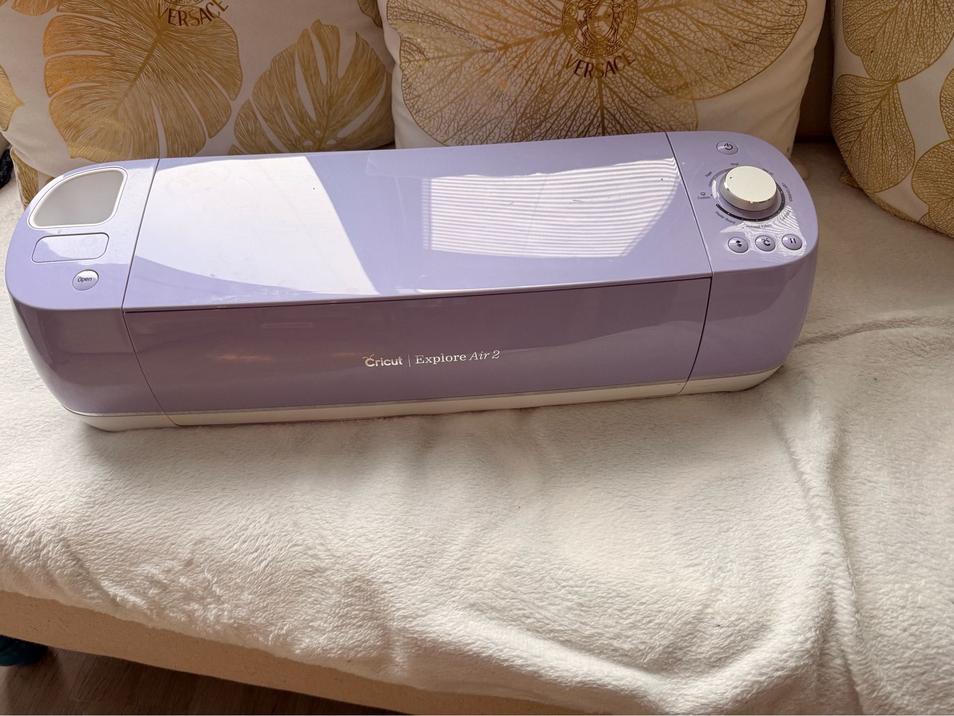 Cricut Explore Air 2 Purple – Excellent Condition