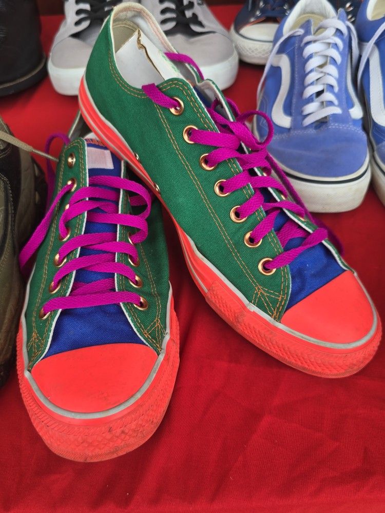Converse Tennis Shoes Men's Size 10 Retro Look Green Blue And Orange Open Box