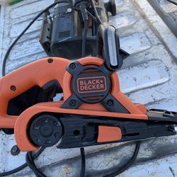 Sander - Black and Decker