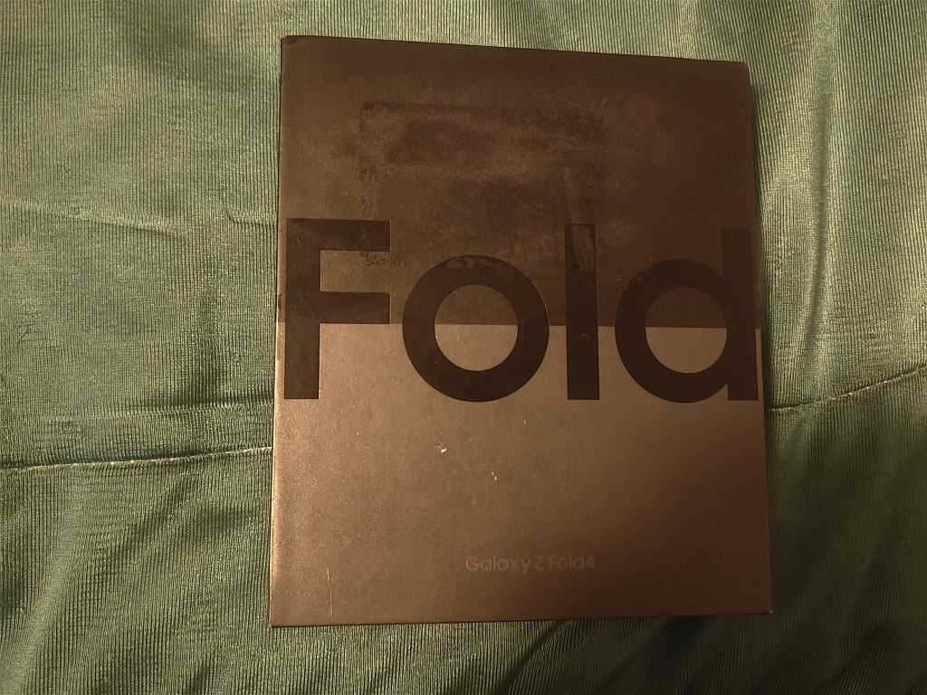 Samsung Galaxy Z Fold 4 256gb Factory Unlocked Clean IMEI