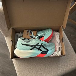 MetaSpeed Sky Paris Running Shoes