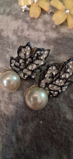 Kenneth Jay black crystal clip ons