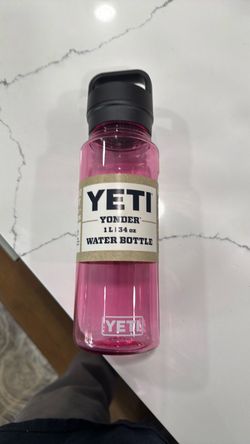 YETI Yonder 34 oz Water Bottle Pink