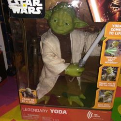 Yoda full motion animatronic