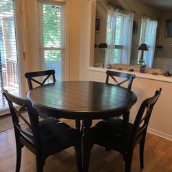 Kitchen Table & Chairs