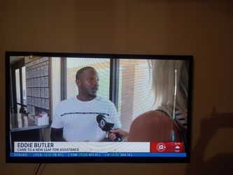 50 Inch Samsung With Remote Wall Mount Only