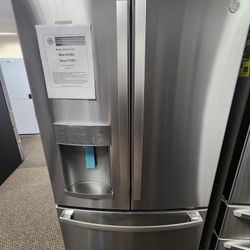27.7 cu. ft. French Door Refrigerator in Fingerprint Resistant Stainless Steel, ENERGY STAR