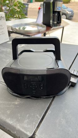 Compact Portable CD Boombox with FM Radio (Model: 100008719)