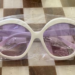 New white sunglasses!😎
