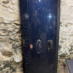 Ford F-250 Super duty Tail Gate  Blue