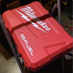 Impac Hammer drill Brushless Milwaukee  M18 , Charger  Whit Case No Batteries