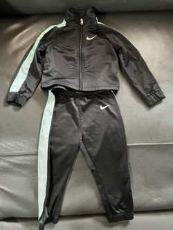 Nike sweatsuit toddler 24m 
