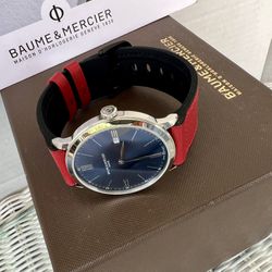 Baume & Mercier Classima Executives Steel XL Men's Watch. Swiss made quartz movement. Sapphire crystal and water resistant. 42mm. Mint condition. Box 