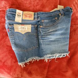 LEVI'S  501 SHORTS SIZE 31 NWT $20.00