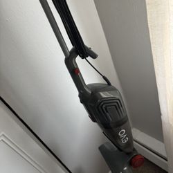 Vacuum Works Great 20$2 And 1 Becomes Tiny Vacuum To 