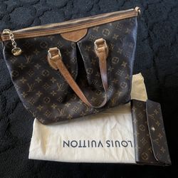 Louis Vuitton Monogram Set