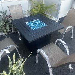 brand new patio  set 5 pcs