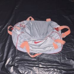 pink and grey nike bag