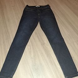 Woman's Clothing