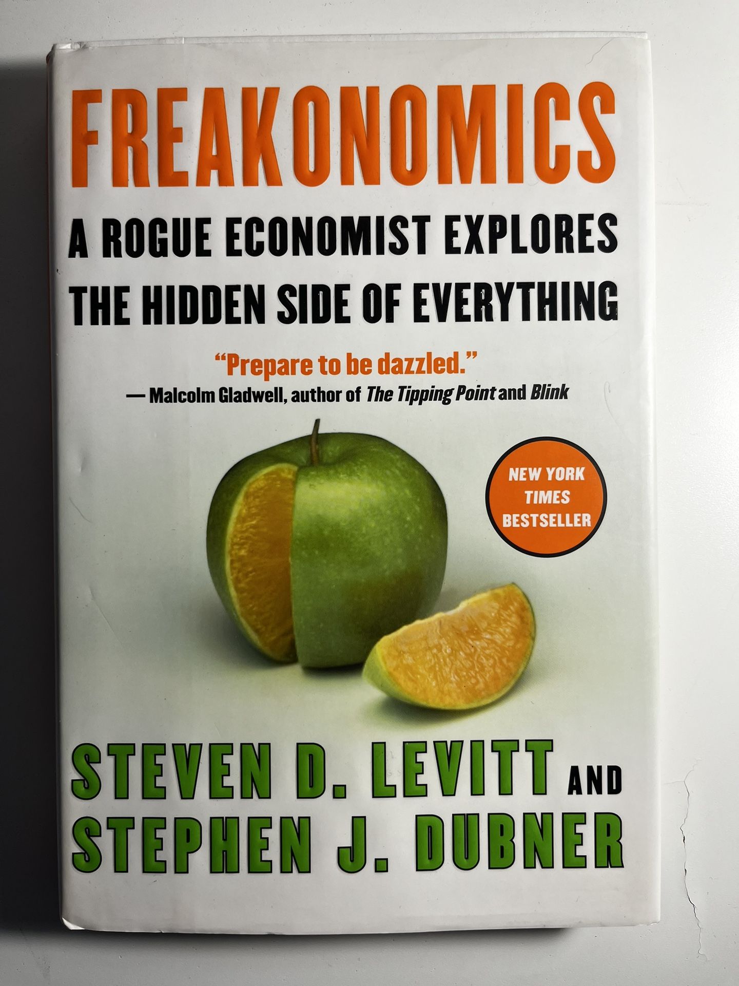 Freakonomics : A Rogue Economist Explores the Hidden Side of Everything