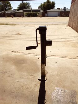 Trailer jack