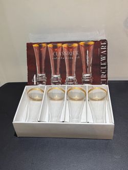 New - 12oz Pilsner Glasses w/ Gold Etching (set of 4)