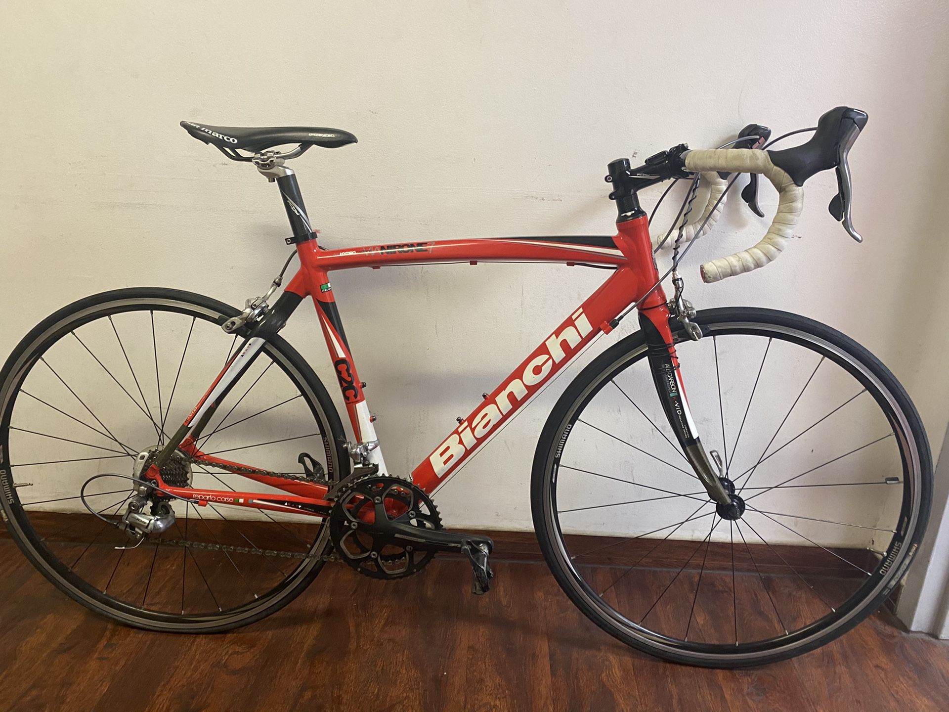 2009 Bianchi Via Nirone 7 Road Bike 53cm