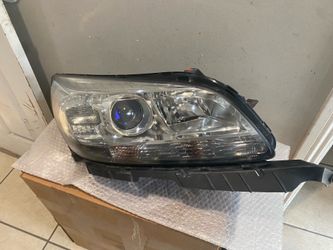 2013-2015 Chevy Malibu right headlight