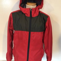 The North Face dryvent boys rain jacket with hood , size 7/8