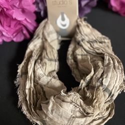 Stylish Loop Scarf 