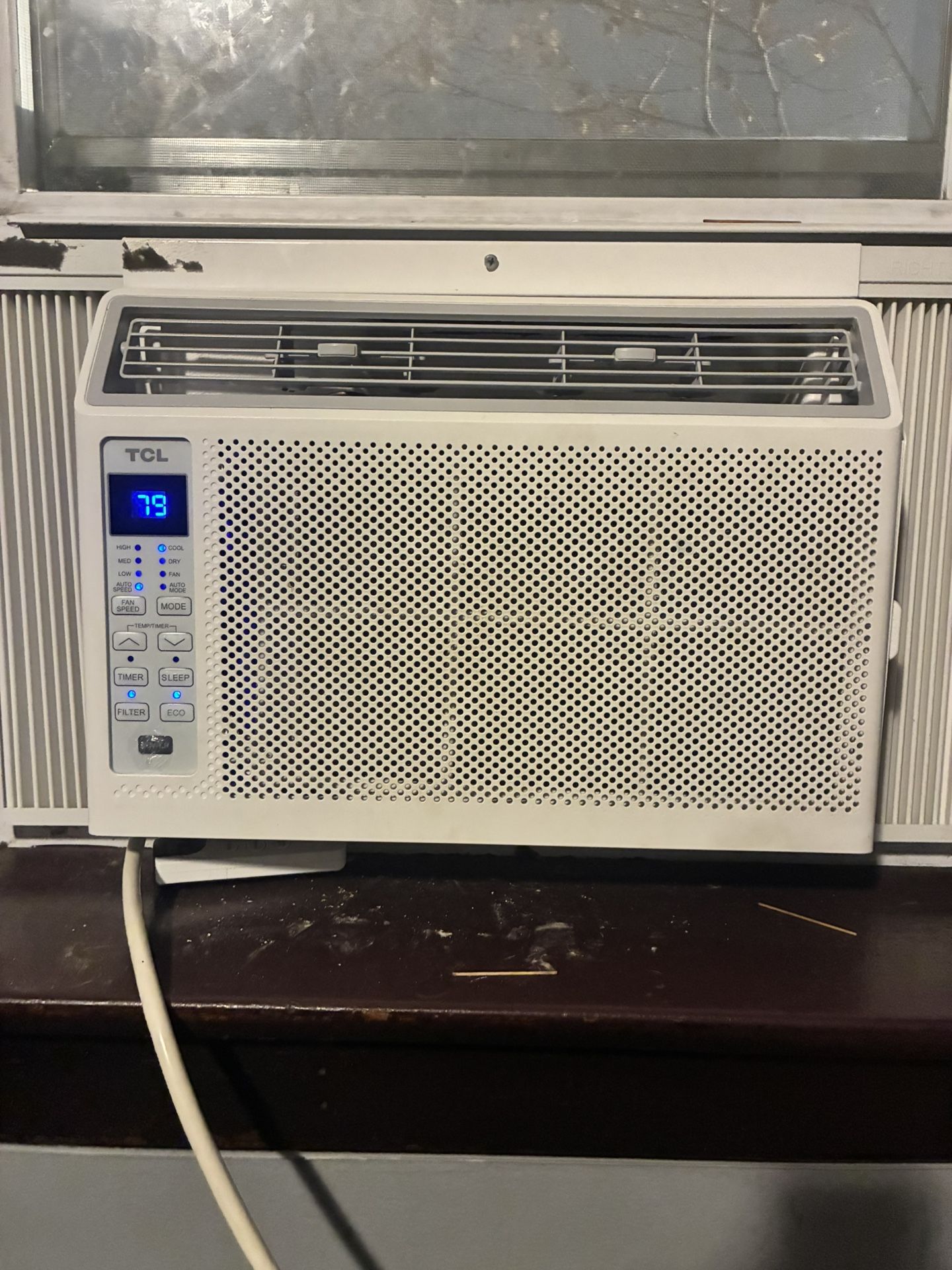 TCL AIR CONDITIONER 6 Months Old