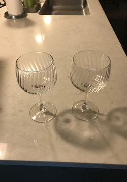 Wine glasses - 24 glasses