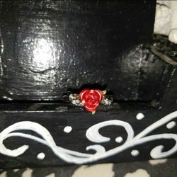 Rose Ring With cz stones inscribed with "love you forever " size 9 