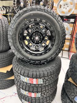 18 Mt tire  Wheel tire  Buy cash carry Oem  ——$1400 to go  6x139 GMC Chevy Toyota Nissan