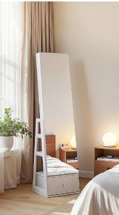 Standing, rotating, jewelry storage