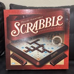 2001 Scrabble Deluxe Turntable Crossword Word Game