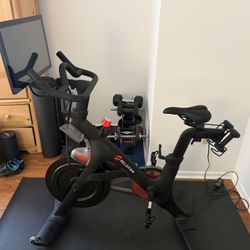 Peloton Bike (2020) - Good Condition - Includes Mat And Weights 