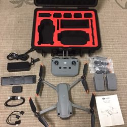 DJI Air 2S Fly More Combo has Occusyc 3.0 and 5.4K camera with 1-8x Zoom  Brand New Cond.