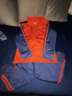 Boys adidas jogging suit size 6