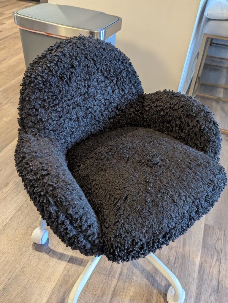 Small Desk Chair