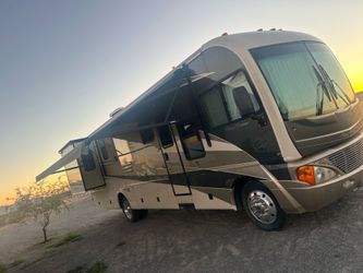 2006 Fleetwood Pace Arrow RV