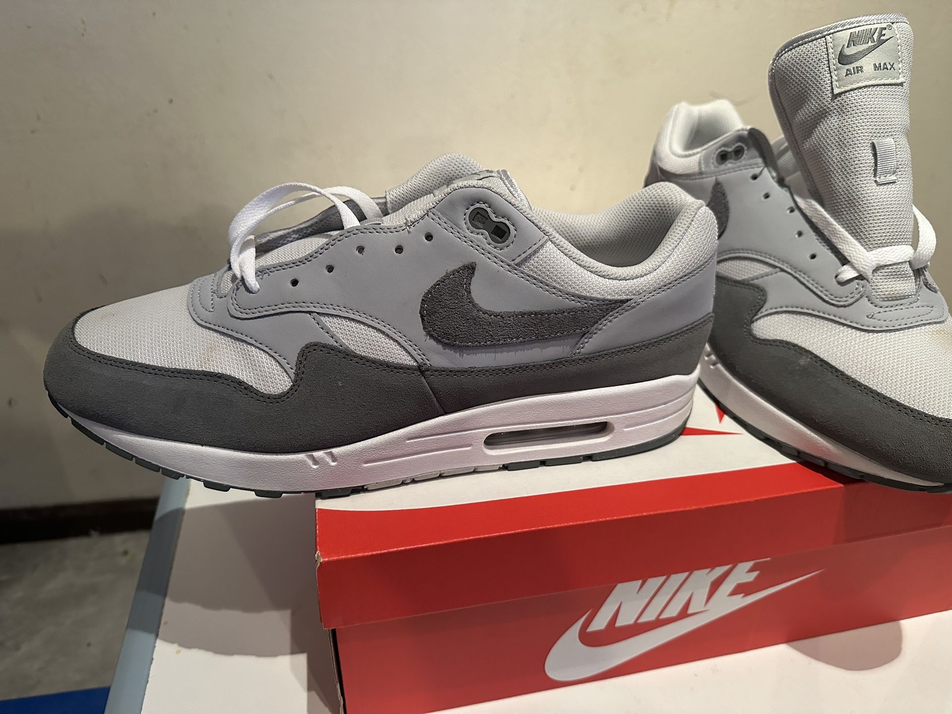Nike Air Max 1 Premium - Size 14 -In Very good /like new condition with original Box