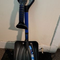 Extendable Shovel With Scraper