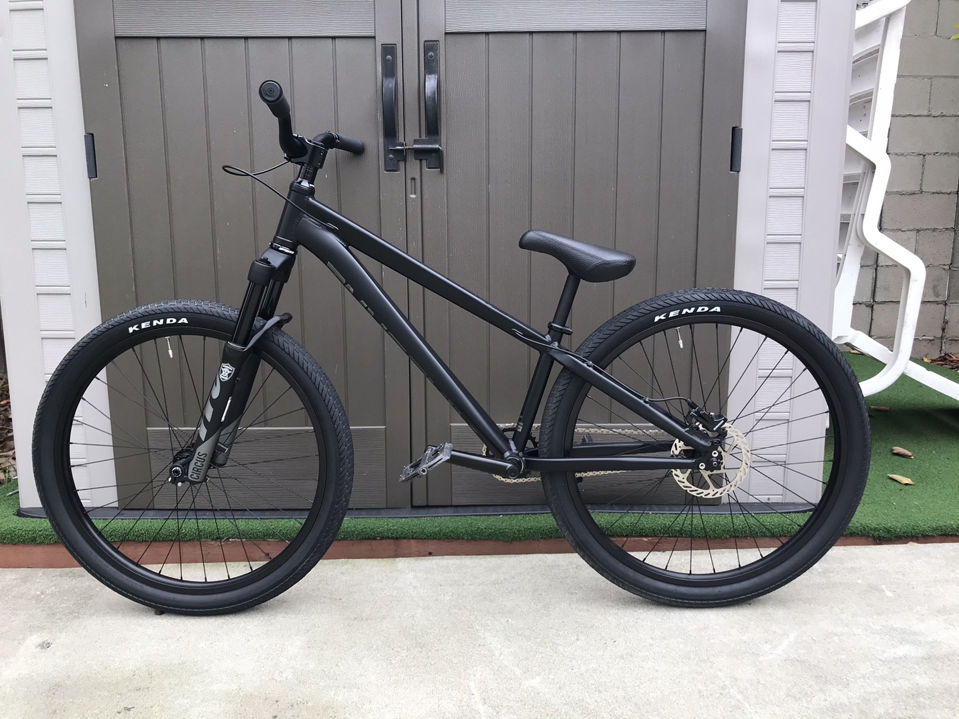 Airborne Skyhawk DJ 26 New Dirt Jumper Bike for Sale in San Diego CA OfferUp