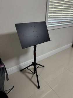 Proline Folding Music Stand – Adjustable Height
