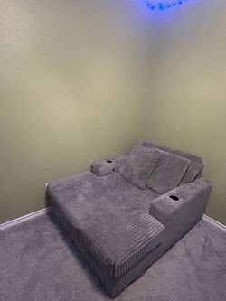oversized lounge chair