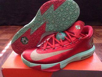 KD VI Christmas