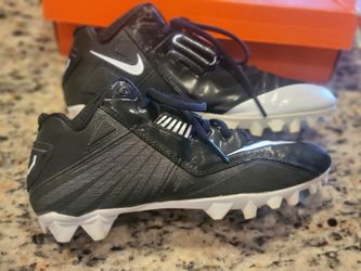 Nike Football Cleats Sz 8.5